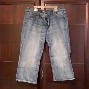 Old Navy “The Flirt” Capris